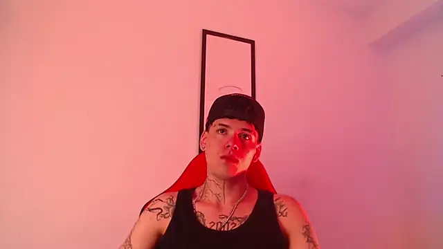 Anhonymus  online show from September 21, 2025, 4:47 am