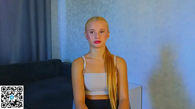 NaughtySeraphine online show from September 23, 2025, 6:16 am