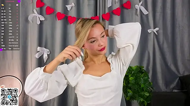 Snapshot of NaughtySeraphine chatting on February 14, 2026, 5:15 am NaughtySeraphine online show from February 14, 2026, 5:15 am