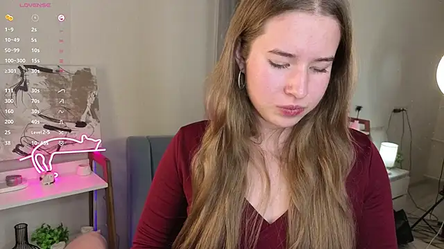 JenLottie online show from September 17, 2025, 1:24 pm