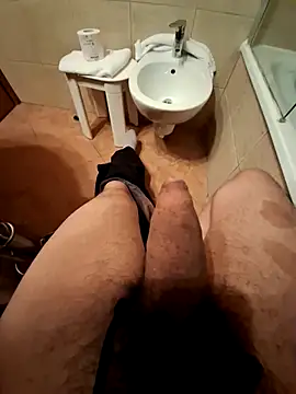 Snapshot of Martucho_hot chatting on February 2, 2026, 4:38 pm Martucho hot online show from February 2, 2026, 4:38 pm