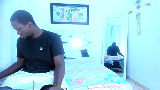 lucas manzon online show from November 26, 2025, 2:07 pm