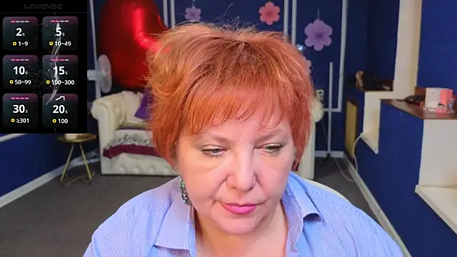 Snapshot of Kira_Kenett chatting on May 6, 2026, 5:29 pm Kira Kenett online show from May 6, 2026, 5:29 pm