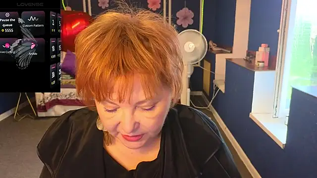 Snapshot of Kira_Kenett chatting on May 26, 2026, 5:36 am Kira Kenett online show from May 26, 2026, 5:36 am