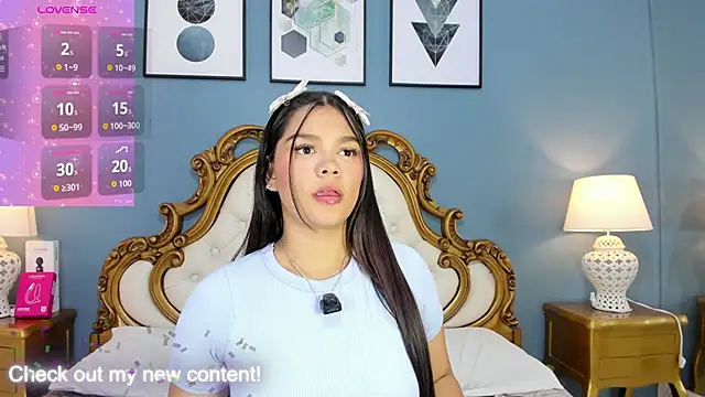 HatsaJones online show from February 18, 2026, 4:08 am