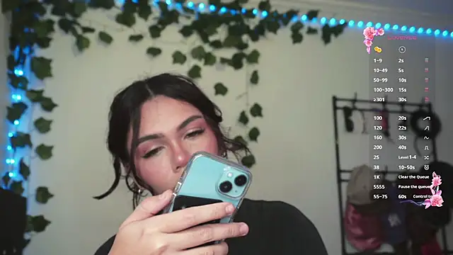 nina cat420 online show from February 3, 2026, 7:46 am