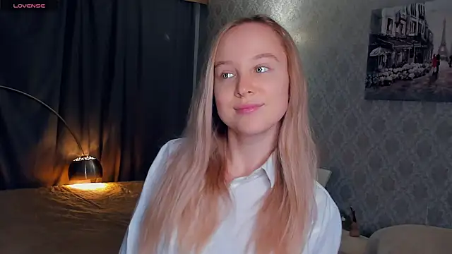 SoonMoor online show from November 4, 2025, 7:02 pm