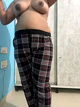 pooja cam101 online show from October 1, 2025, 1:44 am