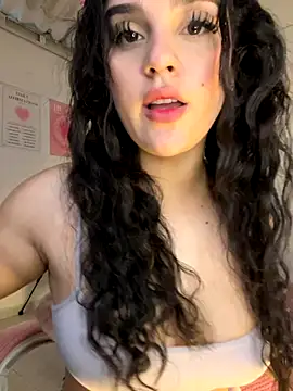 Danna 521 online show from September 12, 2025, 2:39 pm