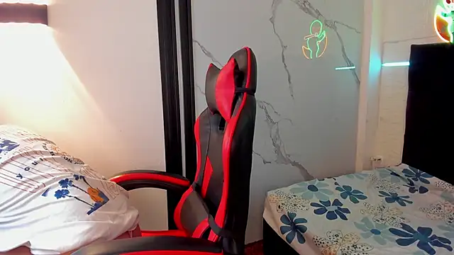 LolaXXXperience online show from September 24, 2025, 11:13 am