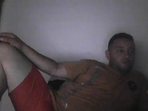 angelitocalientico online show from October 8, 2025, 4:32 am