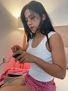 GinebraBrown online show from November 28, 2025, 6:43 pm