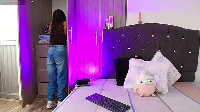 Ruby Whispers online show from September 9, 2025, 12:05 pm