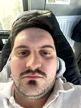 Snapshot of jagdiego chatting on January 7, 2026, 1:35 pm jagdiego online show from January 7, 2026, 1:35 pm