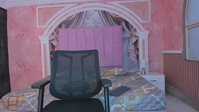 Snapshot of Ivy_rae_xxx chatting on December 22, 2025, 2:36 pm Ivy rae xxx online show from December 22, 2025, 2:36 pm