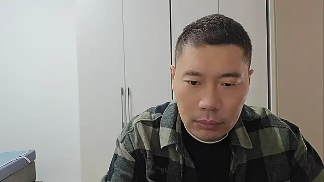 Snapshot of Buryerry-B chatting on October 2, 2025, 11:23 pm Buryerry-B online show from October 2, 2025, 11:23 pm