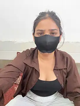 Sex Queen aaraya online show from May 9, 2026, 4:23 pm