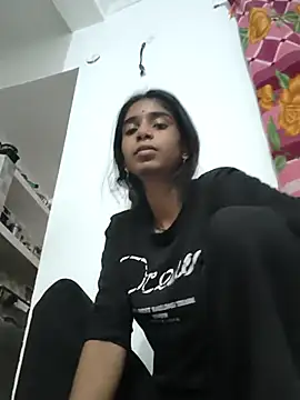 Hot-Soniya2 online show from October 27, 2025, 3:32 am