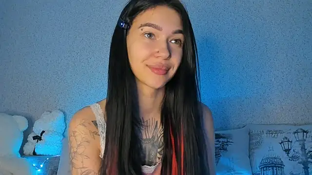 ArianaWalker77 online show from September 9, 2025, 1:16 am