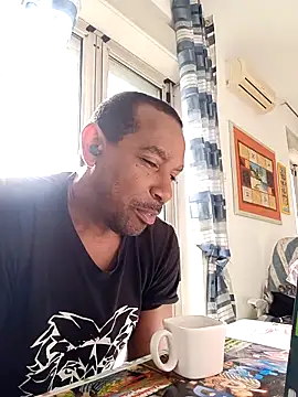 estrogeni online show from April 18, 2026, 6:17 am