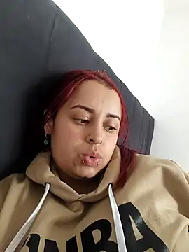 SkarlettArslan- online show from September 19, 2025, 1:34 pm