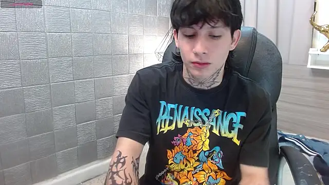 Iantwink18 online show from November 20, 2025, 3:23 pm