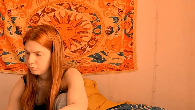 Snapshot of AliceCUNTach chatting on May 16, 2026, 5:04 am AliceCUNTach online show from May 16, 2026, 5:04 am
