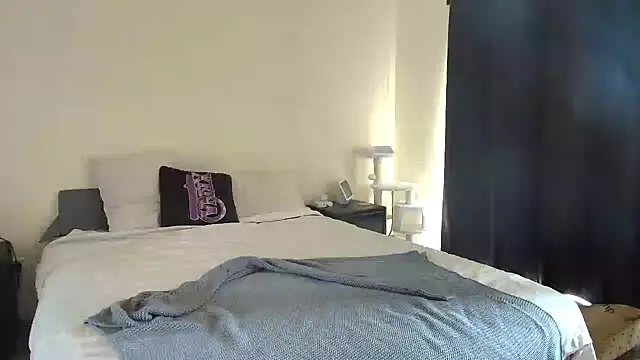 aussiepeaches online show from January 5, 2025, 1:03 am