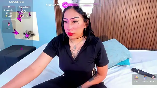 Snapshot of RebecaRush4 chatting on October 17, 2025, 4:04 am RebecaRush4 online show from October 17, 2025, 4:04 am