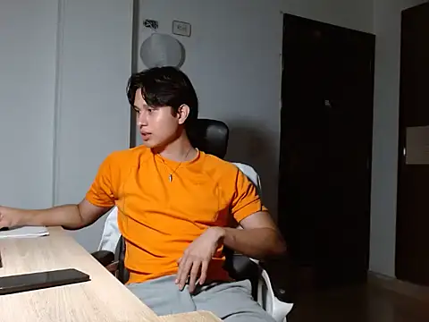 TeddyBear 07 online show from September 11, 2025, 1:33 pm