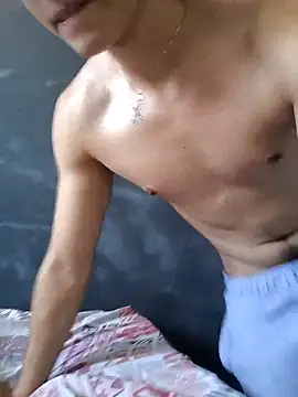 TeddyBear 07 online show from September 24, 2025, 12:52 pm