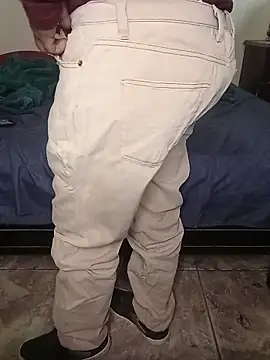 Snapshot of HomHot47 chatting on April 15, 2026, 5:53 pm HomHot47 online show from April 15, 2026, 5:53 pm