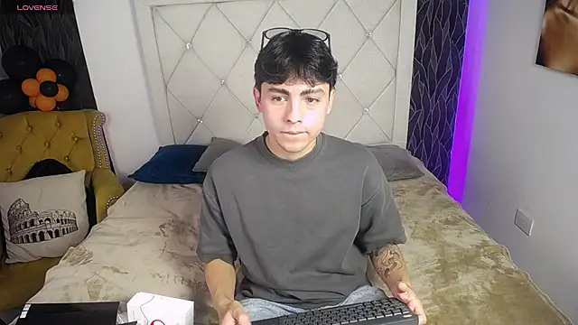 SamuFOXXX online show from October 16, 2025, 8:10 pm