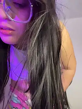 Angeldusttt online show from October 6, 2025, 1:14 am