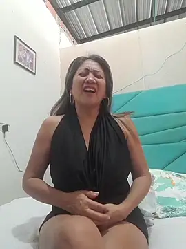 Snapshot of LizaMintelli chatting on May 14, 2026, 2:02 pm LizaMintelli online show from May 14, 2026, 2:02 pm
