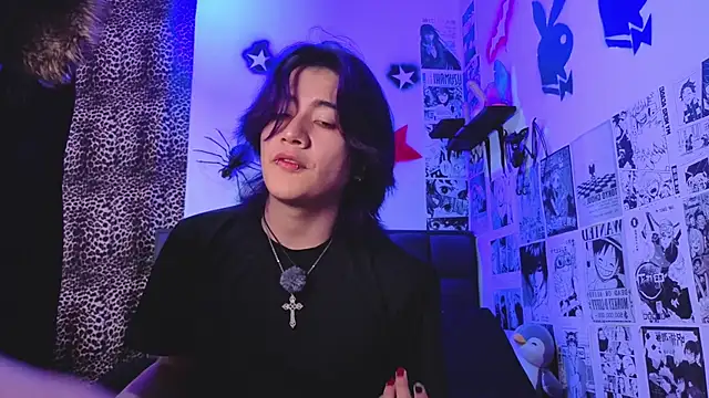 Vamps Lovers online show from November 14, 2025, 1:10 pm