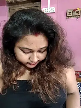 hotbhabhi011 online show from April 6, 2026, 4:46 am