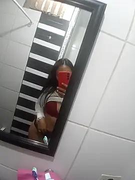 Snapshot of Venuxx chatting on November 23, 2025, 9:36 pm Venuxx online show from November 23, 2025, 9:36 pm