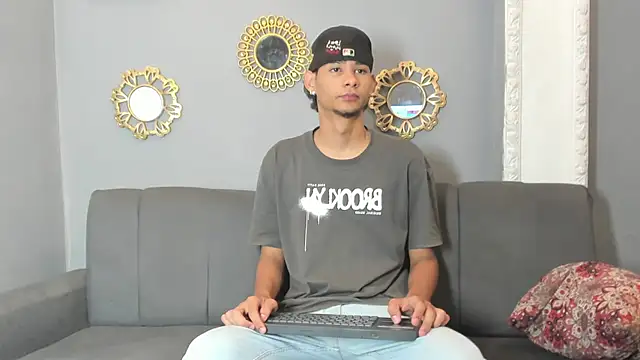 kenix 777 online show from September 13, 2025, 11:15 pm