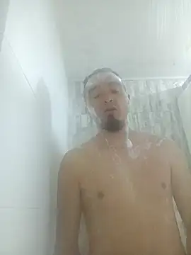 eduardohot15 80 online show from September 22, 2025, 3:03 pm