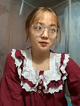 July-y online show from October 18, 2025, 1:19 am