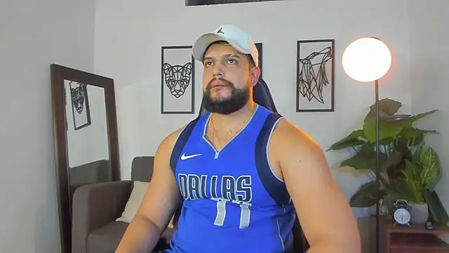 Justin kingX7 online show from April 3, 2026, 4:10 am