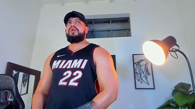 Justin kingX7 online show from June 1, 2026, 8:16 am