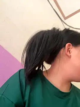 viluna online show from November 23, 2025, 5:18 am