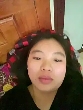 viluna online show from December 20, 2025, 4:30 am