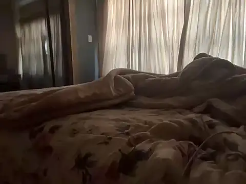 Cianda24 online show from October 7, 2025, 5:26 am