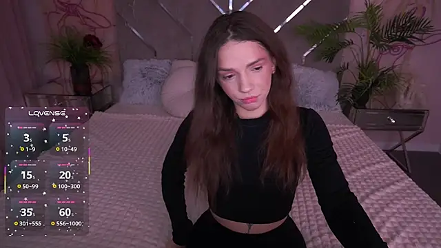 MirielleNymph online show from February 4, 2026, 1:39 pm