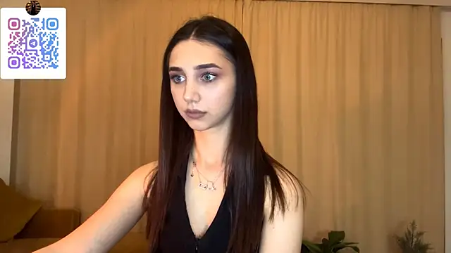 LinaMour online show from February 17, 2026, 10:38 pm