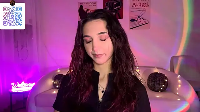 LinaMour online show from March 19, 2026, 10:25 pm