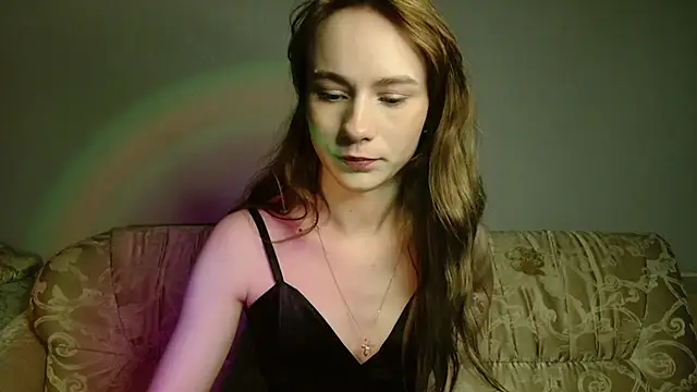 KrisMilk online show from September 17, 2025, 9:16 pm